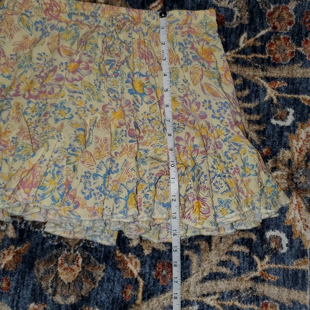 Aeropostale Yellow and Blue Mini Floral Skirt - Picture 7 of 10